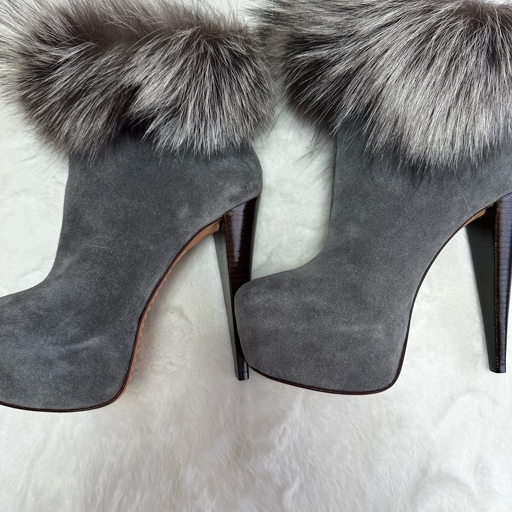 Alice + Olivia Gray Fur-Trimmed Heeled Boots